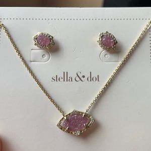 Stella & Dot Charlotte Pendant Set (Lilac)